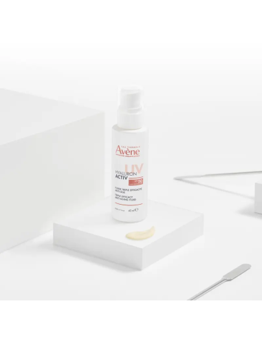AVÈNE Hyaluron Activ UV SPF50 Fluido Triple...