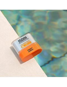 ISDIN Fotoprotector Invisible Stick SPF50 10g 2